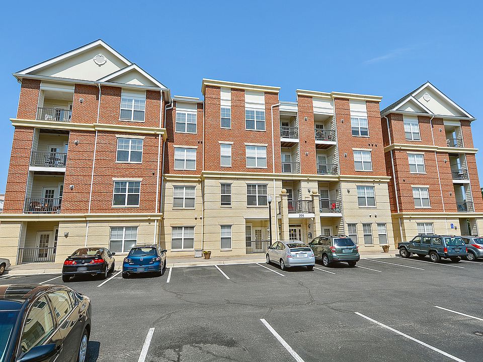 1st image of 205 Meeting House Station Sq APT 207