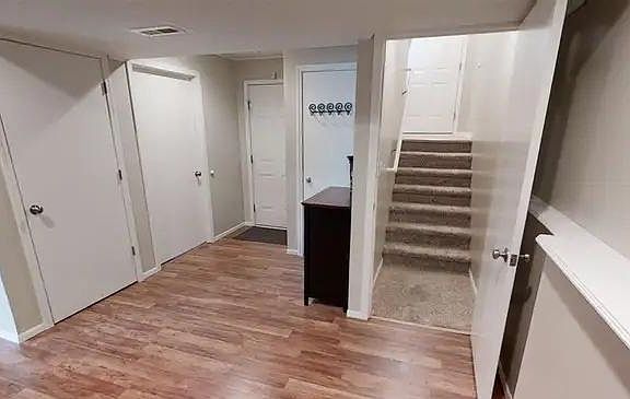 3rd image of 2865 W Arlington St