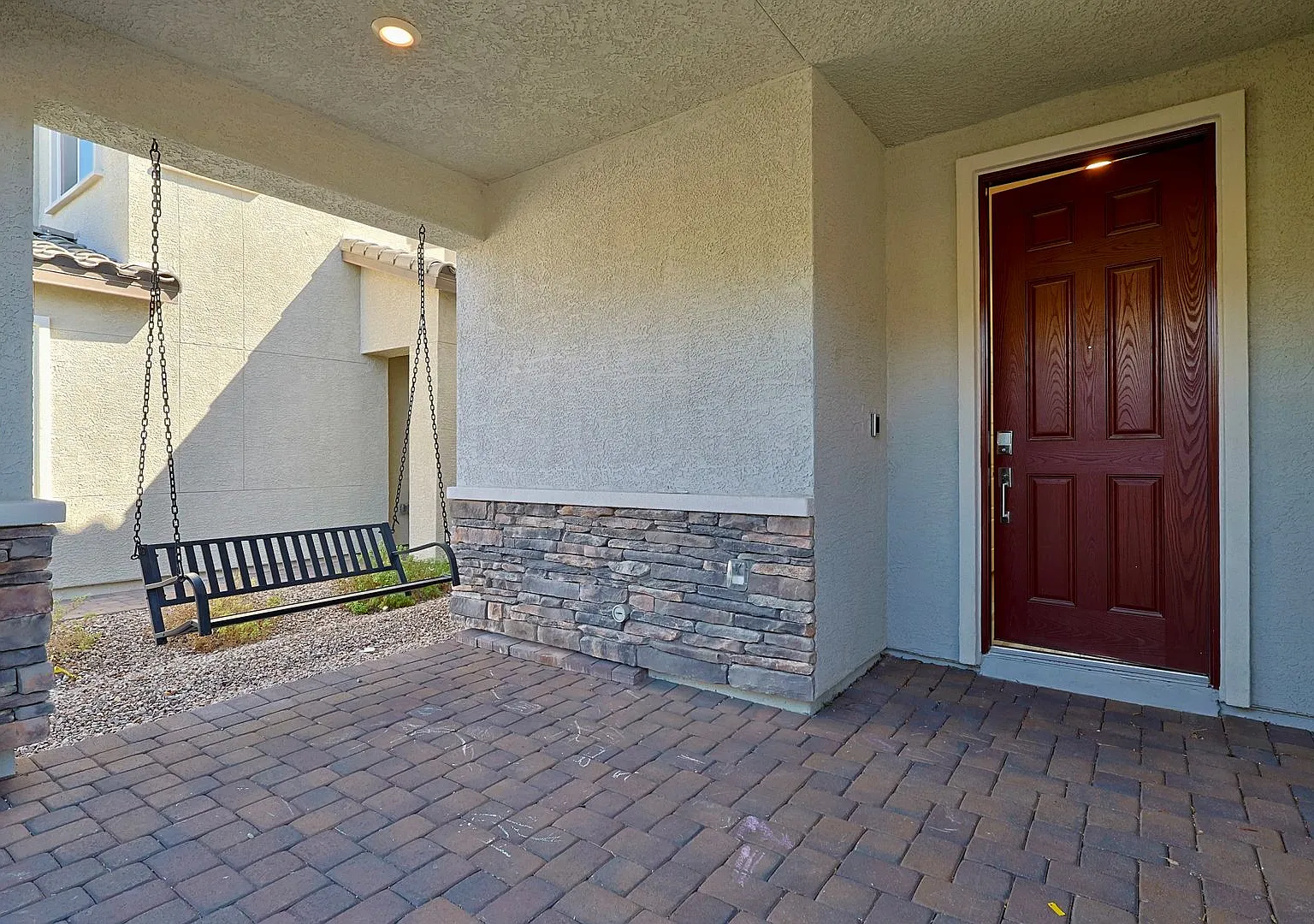 Newer home with Flex Space/Casita, Pool and Solar in Valley Vista! — Photo 3