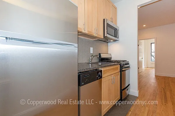 Rented by Copperwood Real Estate | media 27