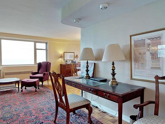5th image of 11820 Edgewater Dr APT 711