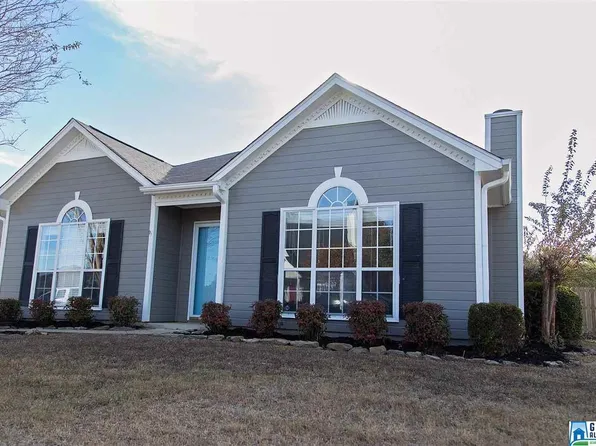 135 Cedar Bend Dr, Helena, AL 35080