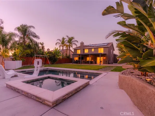 1370 Combs Way, Corona, CA 92882