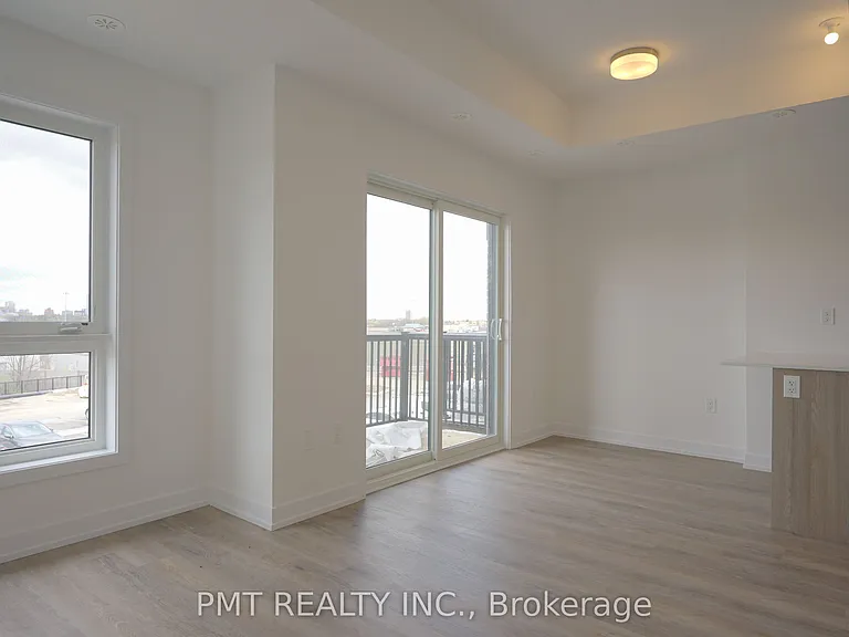 25 Palace St #R27 — Photo 7
