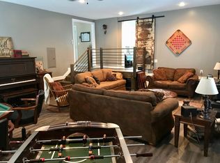 2265 Edgewater Dr, Winterville, NC 28590