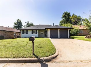616 Cross Timbers Dr, Moore, OK 73160