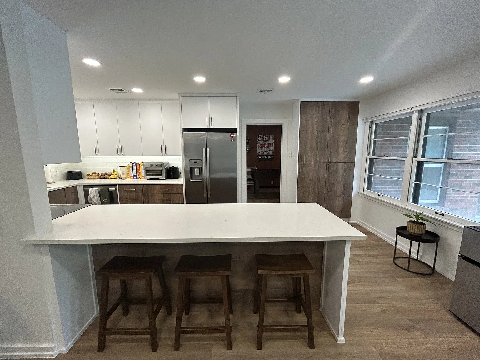 1026 Leslie Lane - 1 — Photo 4
