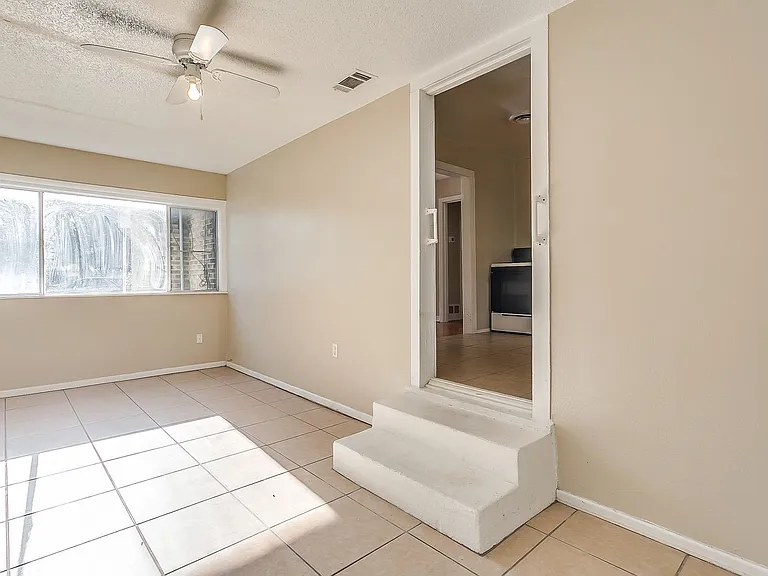 3928 Winfield Ave — Photo 27