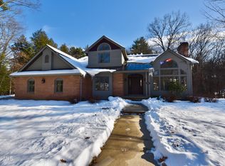 52 Sherwood Trail, Saratoga Springs, NY 12866