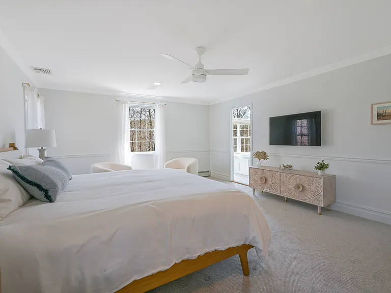 19 Eastbrook Rd — Photo 12