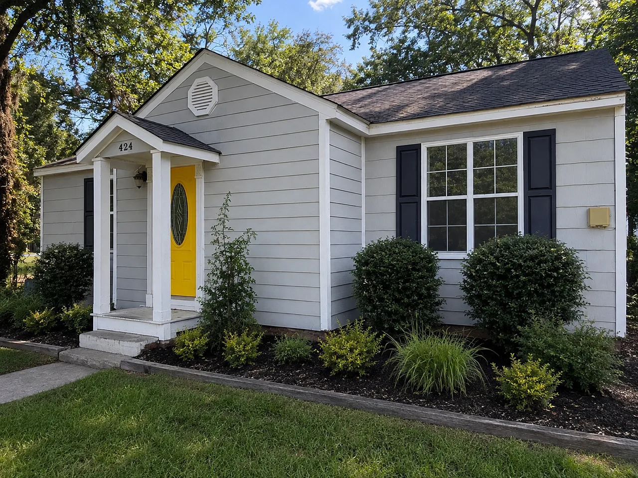 3 bed, 1.5 bath, 1440 sqft, $1,600 — Photo 2
