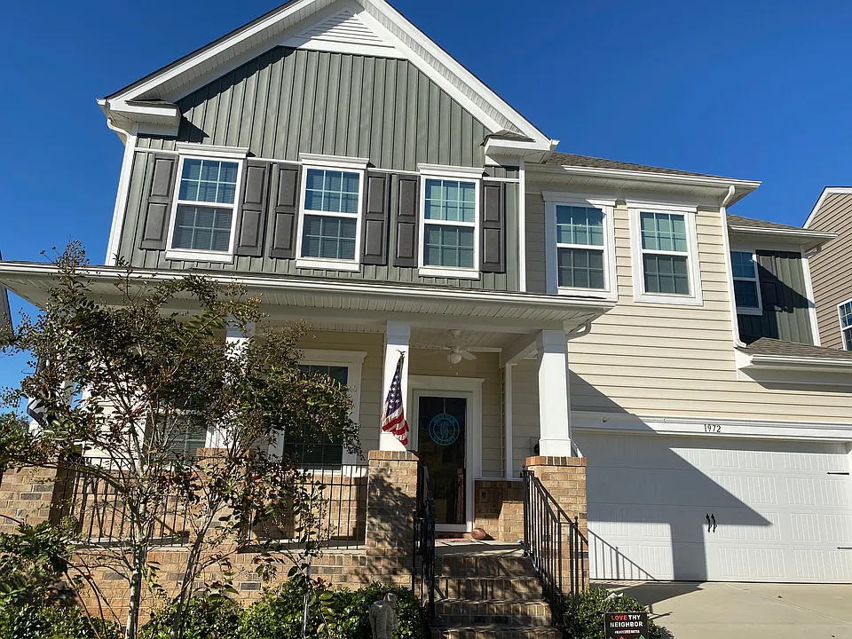 Sapphire Meadow Dr
