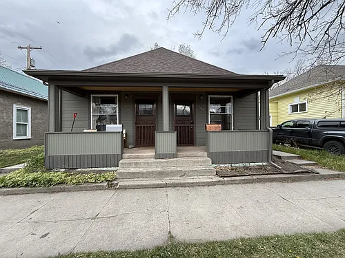 308 E Callender St Photo 1
