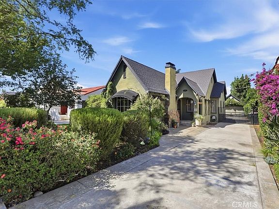 2nd image of 4593 Merrill Ave