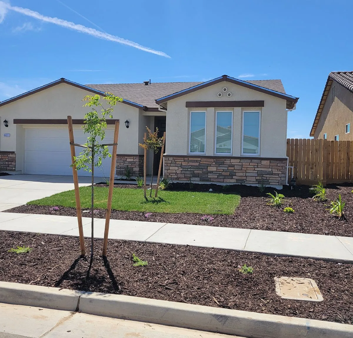 4 bed, 3.0 bath, 1745 sqft, $2,300 — Photo 1