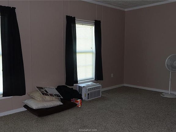 5th image of 5041 Welcome Ln