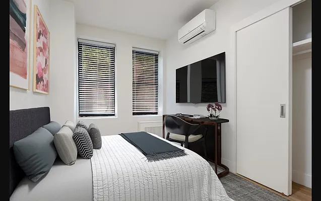 Rented by Sterling Holdings | media 16