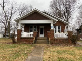 1220 W Main St, Mascoutah, IL