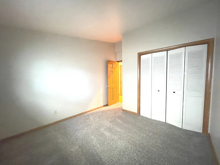 1112 Knapp — Photo 17