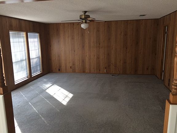 2nd image of 2525 E 11th St