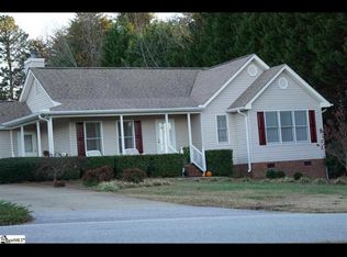 395 Beechwood Dr, Greer, SC 29651