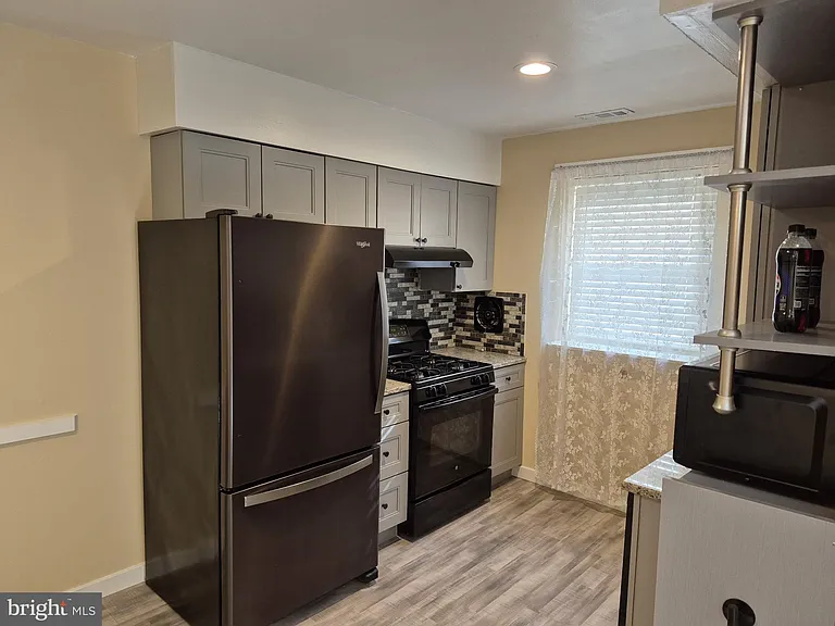 1155 York Rd #B12 — Photo 6