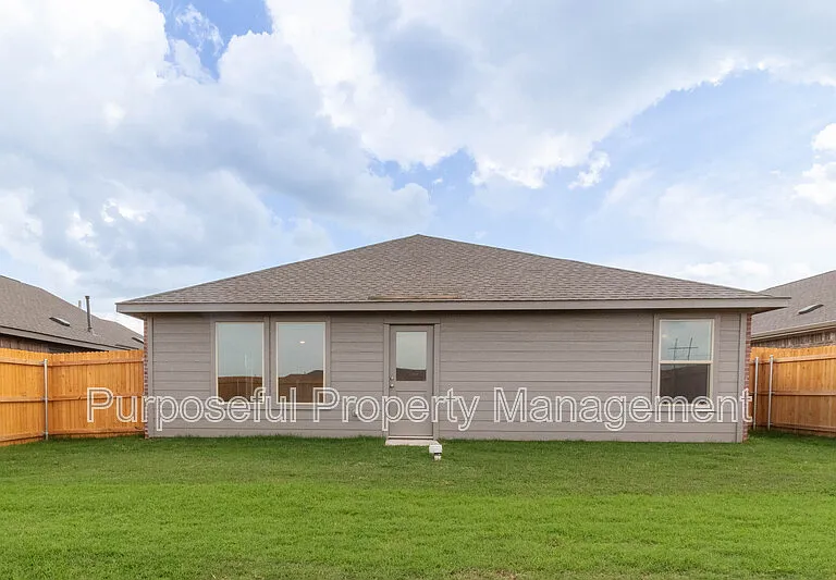 9609 NW 123rd St — Photo 25