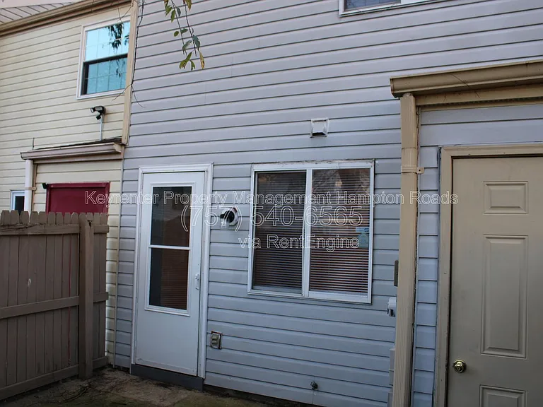 44 Lucinda Ct — Photo 39