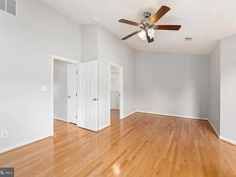 13700 Barksdale Dr — Photo 34