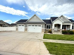 37 E 700 N #11, Mapleton, UT 84664