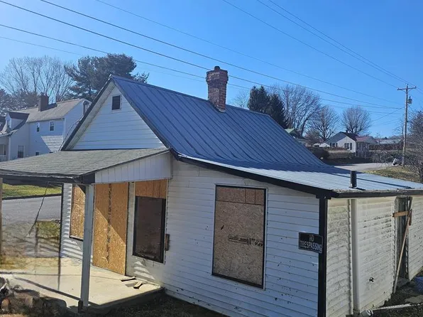 890 W Washington St, Wytheville, VA 24382