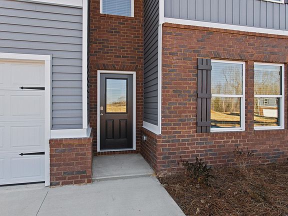 3rd image of 295 Pretoria Dr Lot 64