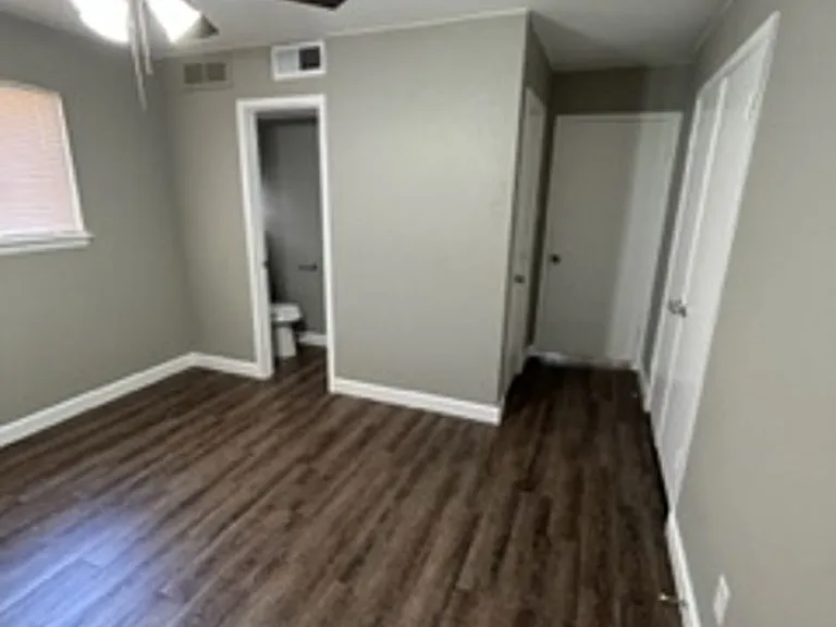 400 Donnell Dr — Photo 11