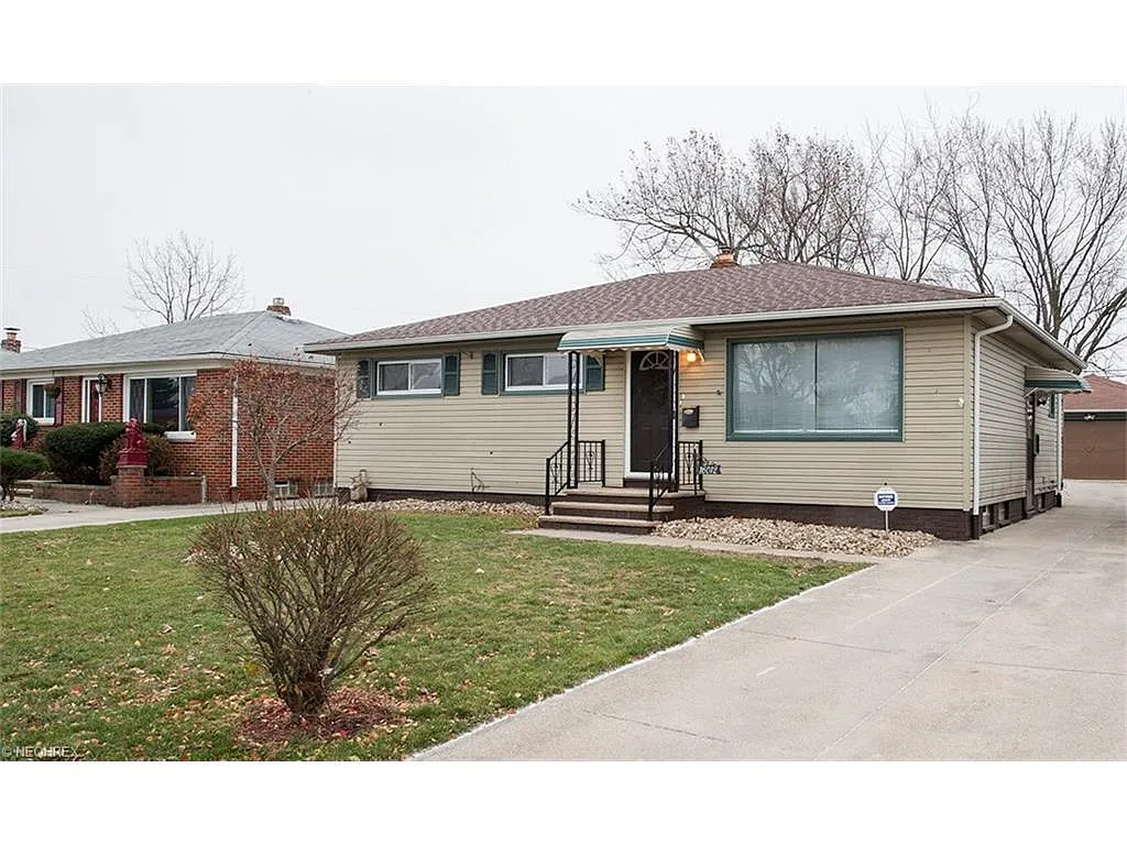 16012 Evening Star Ave photo 1