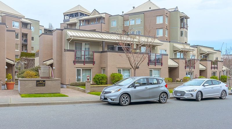 Victoria Apartment for rent - 2 Bedrooms — photo 36