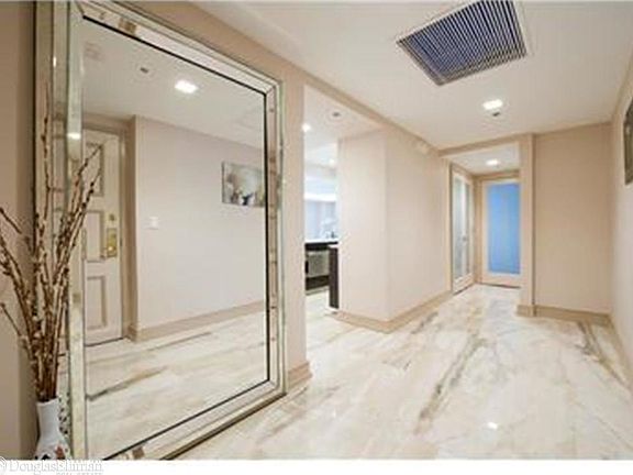 3rd image of 160 Central Park S #1830