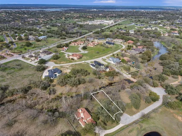 18-4 Arollo Ct, Horseshoe Bay, TX 78657