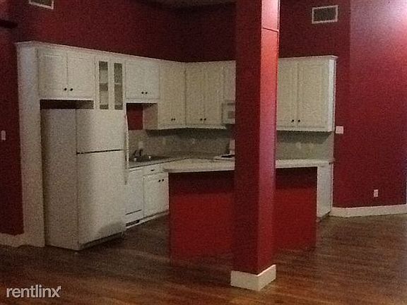5th image of 118 W Oak St Ste B