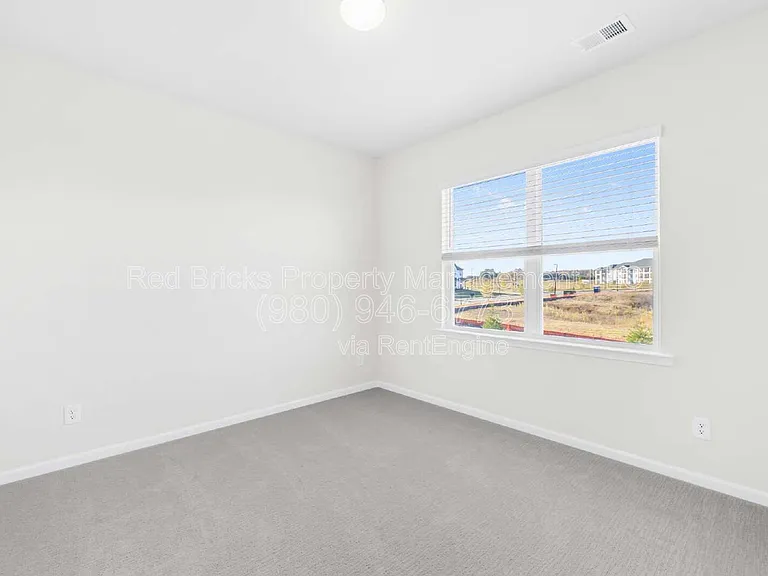 8924 Connover Hall Ave — Photo 20