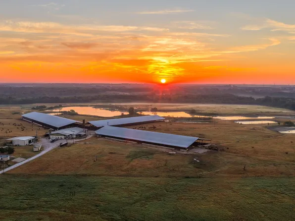 925 County Road 2341, Sulphur Springs, TX 75482