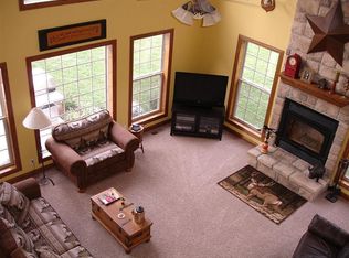 9155 County Ln #212, Webb City, MO 64870