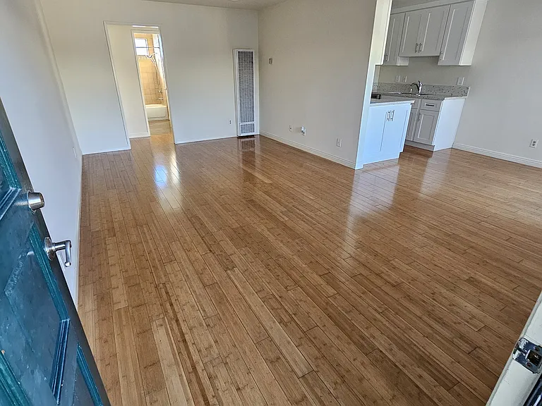 7605 W Manchester Ave #11 — Photo 1