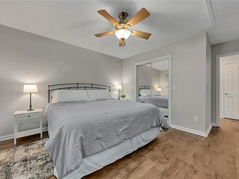 1817A Hardman Ln — Photo 15