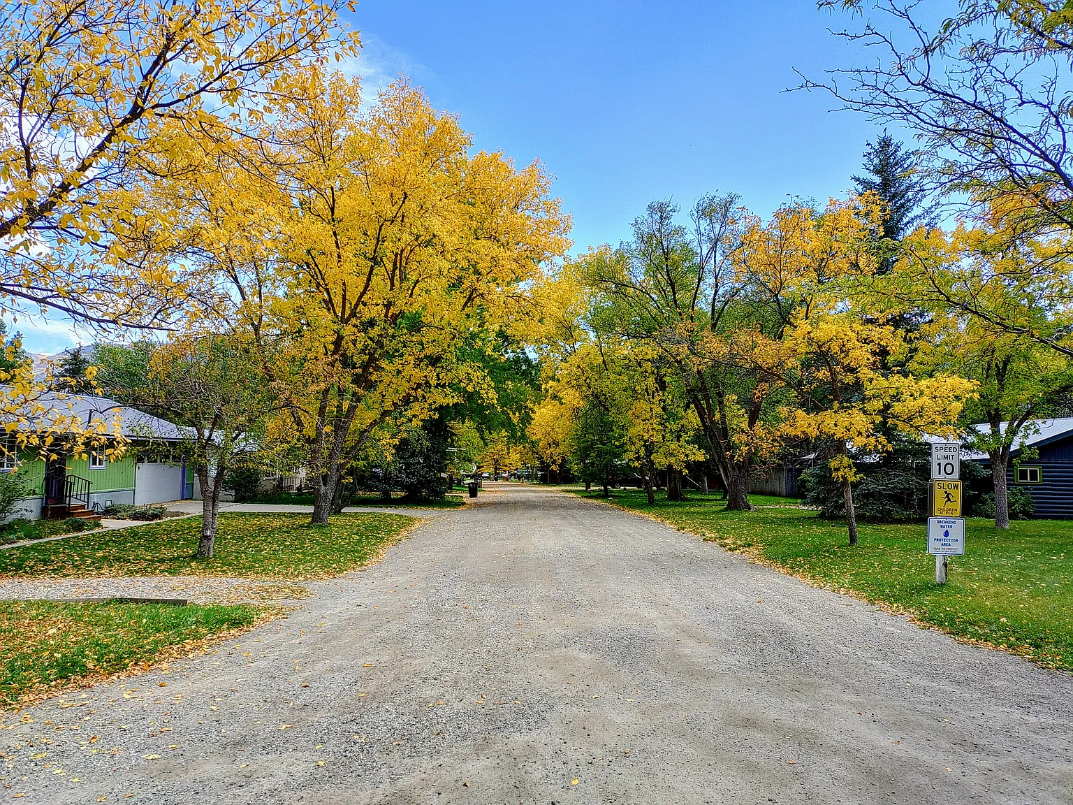 3 bed, 1428 sqft, $2,200 — Photo 2