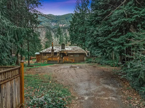 66561 E Mountain Air Dr, Welches, OR 97067