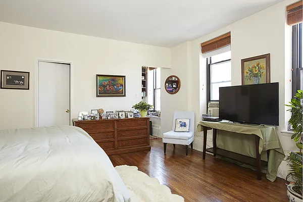 Rented by Stribling | media 21