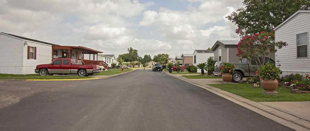 Woodland Estates (TX) — Photo 4