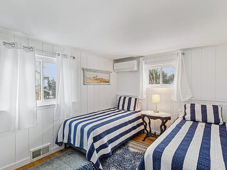 80 Louse Point Rd — Photo 14