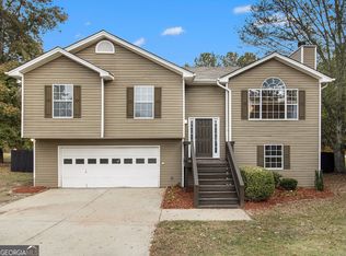 225 Robert Dr, Braselton, GA 30517