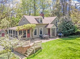 1031 Clarkes Ln, Scotch Plains, NJ 07076